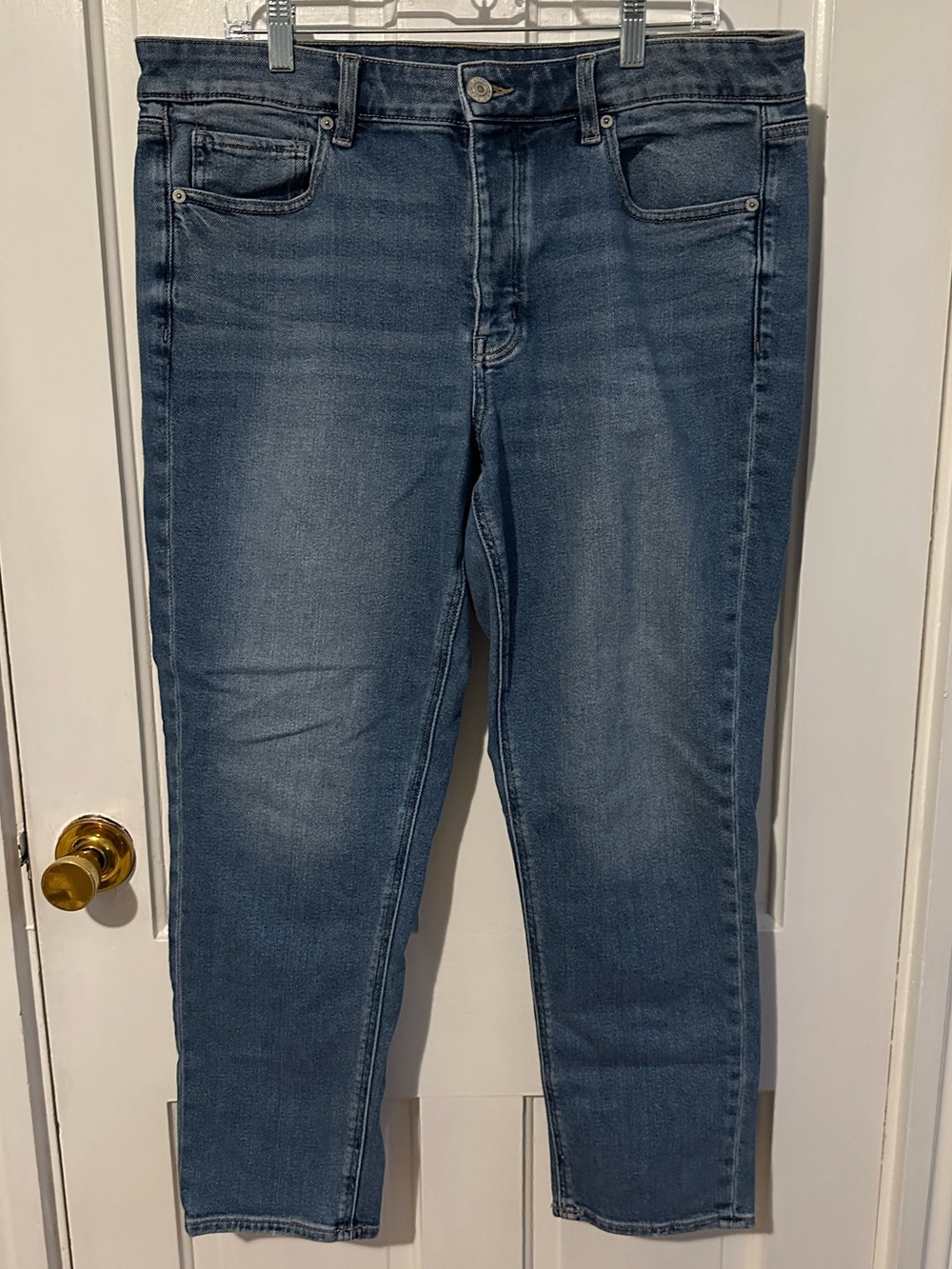 American Eagle Tomgirl Jean